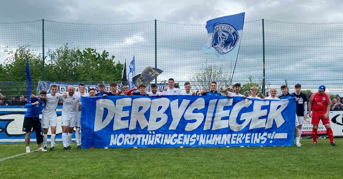 Erste: Derbysieger!